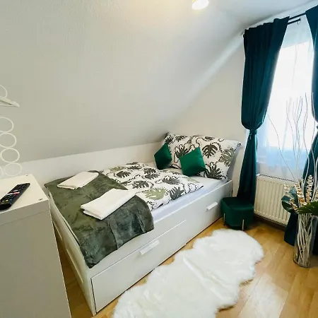 Barbarosa Konigstadten Apartment *